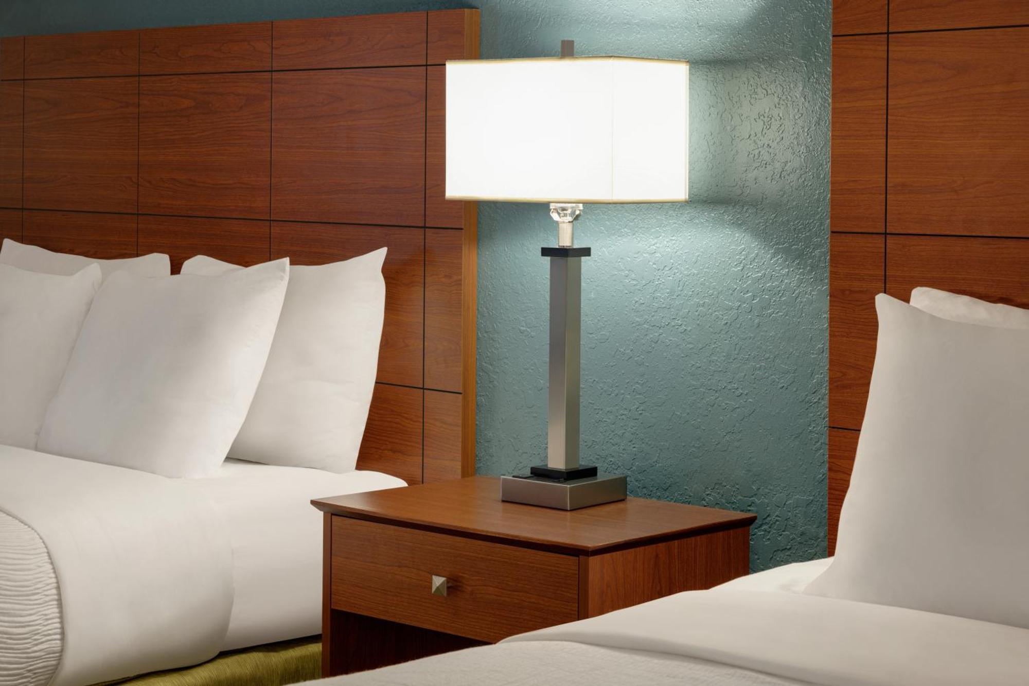Americinn By Wyndham Grand Rapids Airport North Cascade Extérieur photo