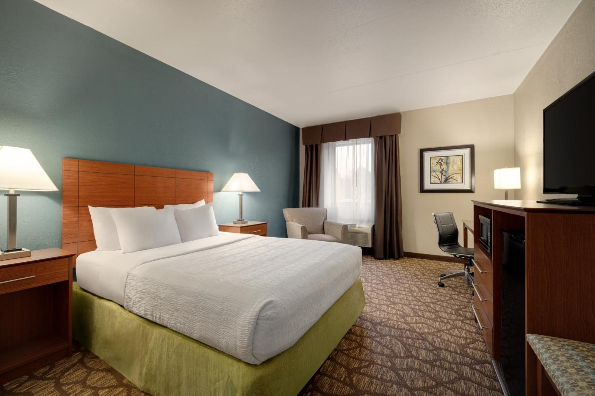Americinn By Wyndham Grand Rapids Airport North Cascade Extérieur photo