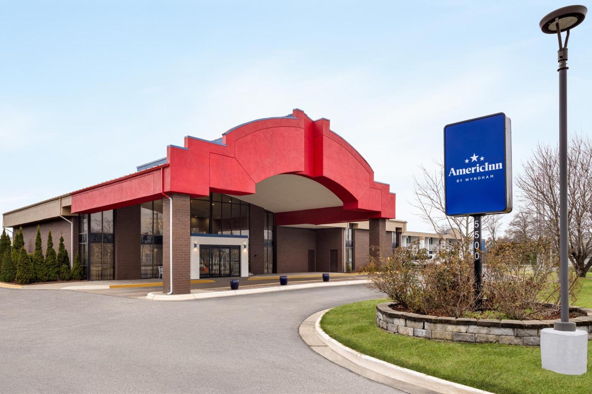 Americinn By Wyndham Grand Rapids Airport North Cascade Extérieur photo